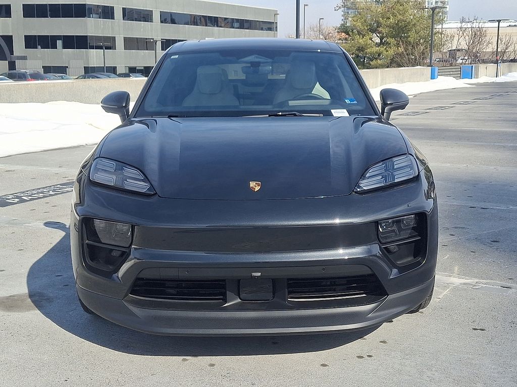 Thumbnail: 2026 Porsche Macan - 6