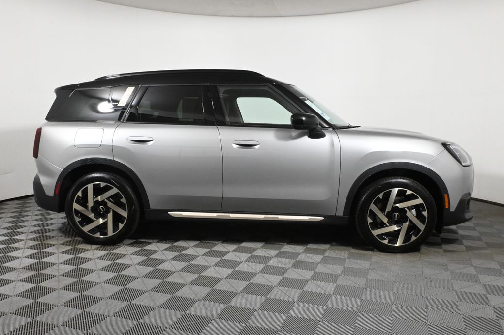 2025 MINI Cooper Countryman  8