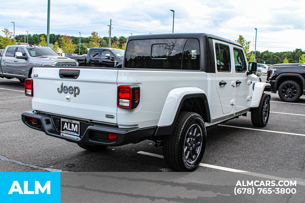 2023 Jeep Gladiator Overland photo 5