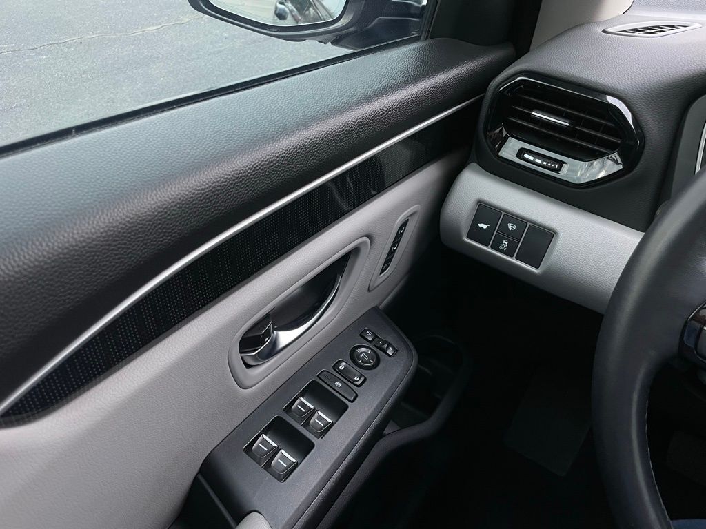 Thumbnail: 2023 Honda Pilot - 26