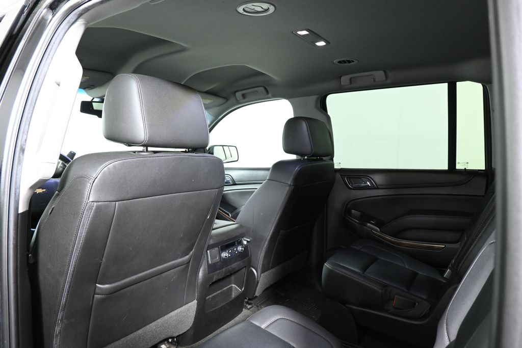 2018 Chevrolet Suburban LT 6