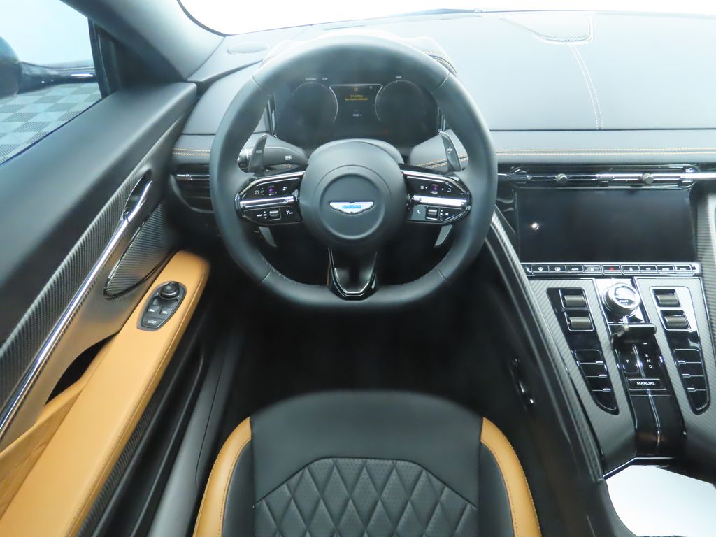 2024 Aston Martin DB12  10