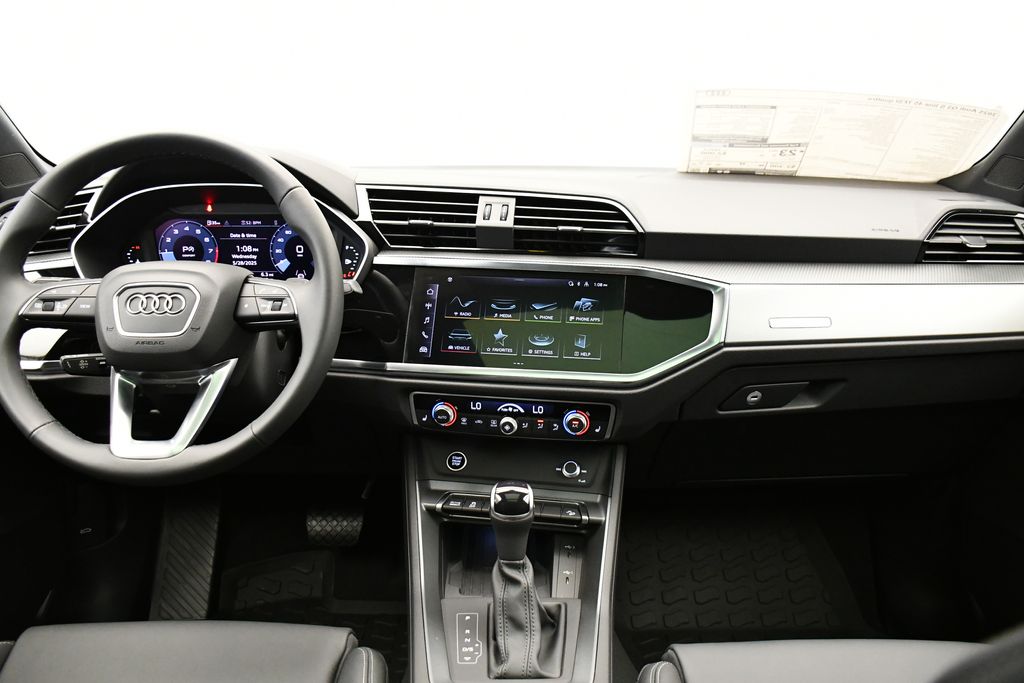 2025 Audi Q3  20
