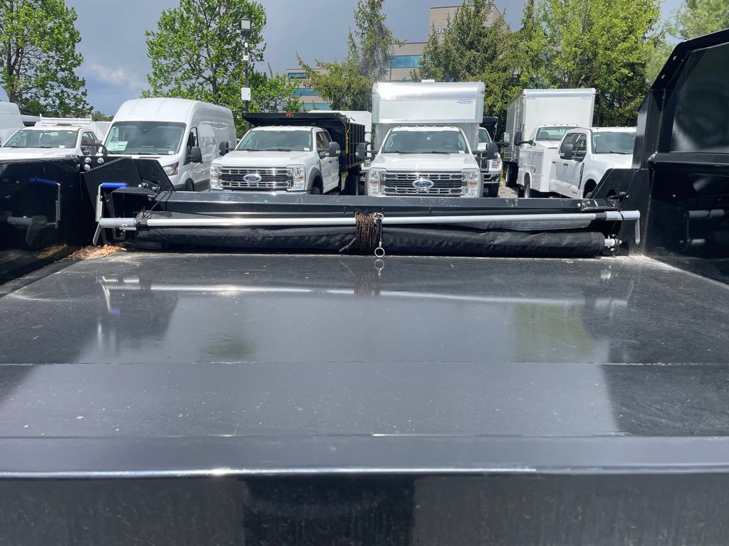 2025 Ford F-350 Chassis XL