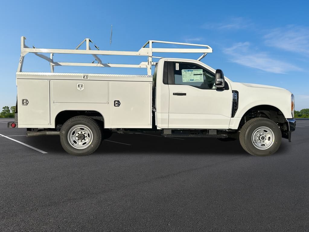 New 2026 Ford Super Duty F-250 Regular Cab 8' Box XL