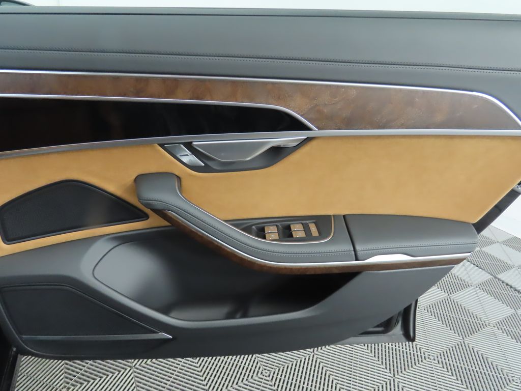 2025 Audi A8 L 29