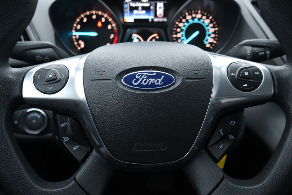 Thumbnail: 2013 Ford Escape - 19