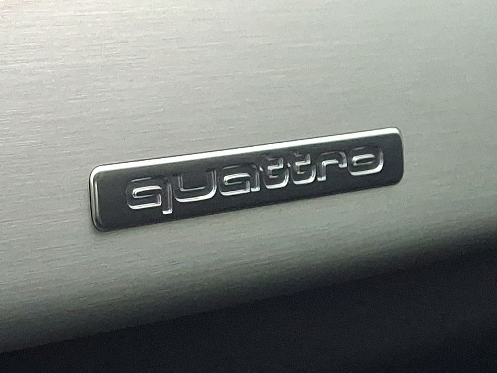 Thumbnail: 2012 Audi A7 - 24