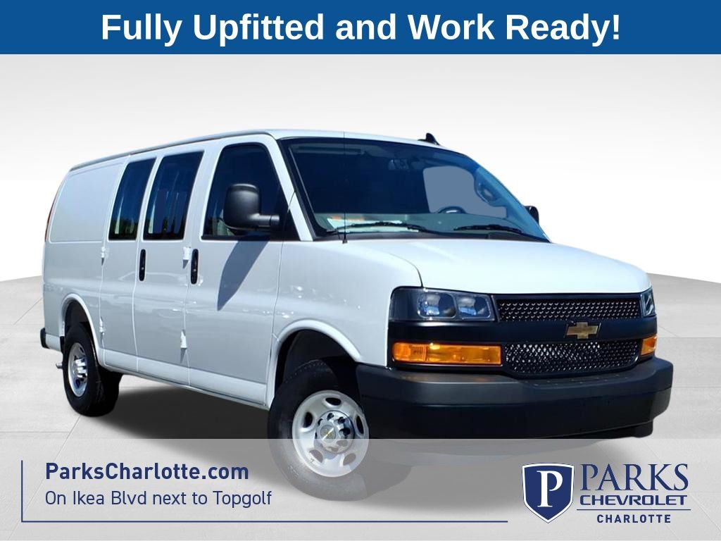 Summit White 2026 Chevrolet Express Cargo 2500 RWD Van Rear-Wheel Drive
