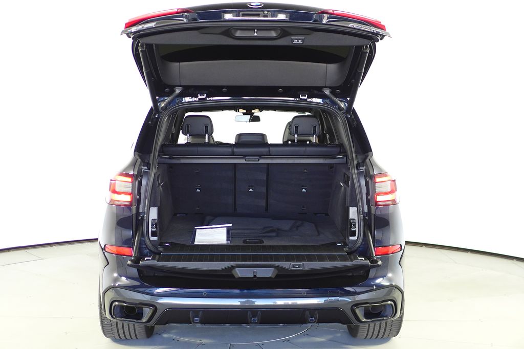 Thumbnail: 2022 BMW X5 - 10