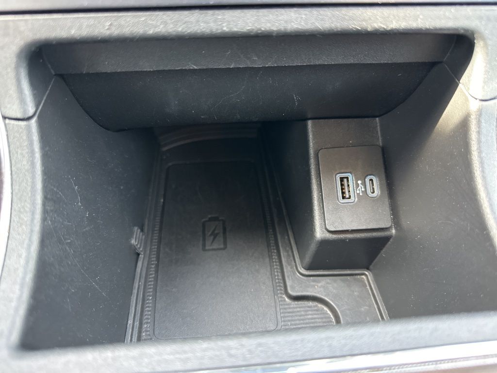2022 Carbonized Gray Metallic Ford Edge Titanium AWD SUV