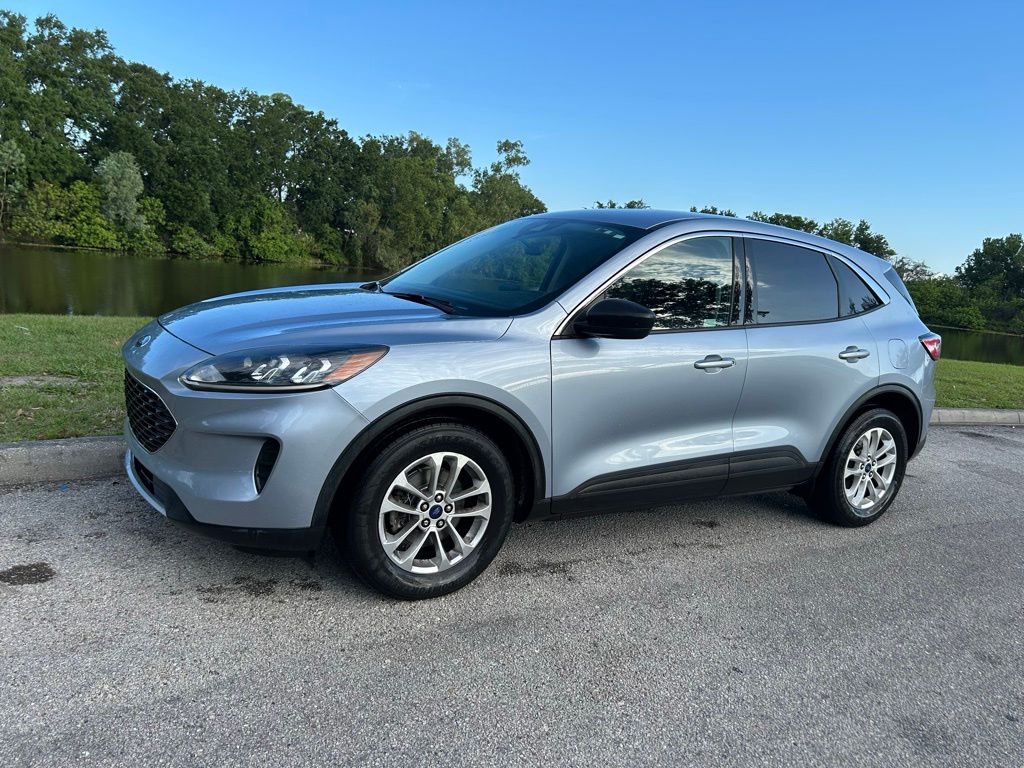 Thumbnail: 2022 Ford Escape - 2