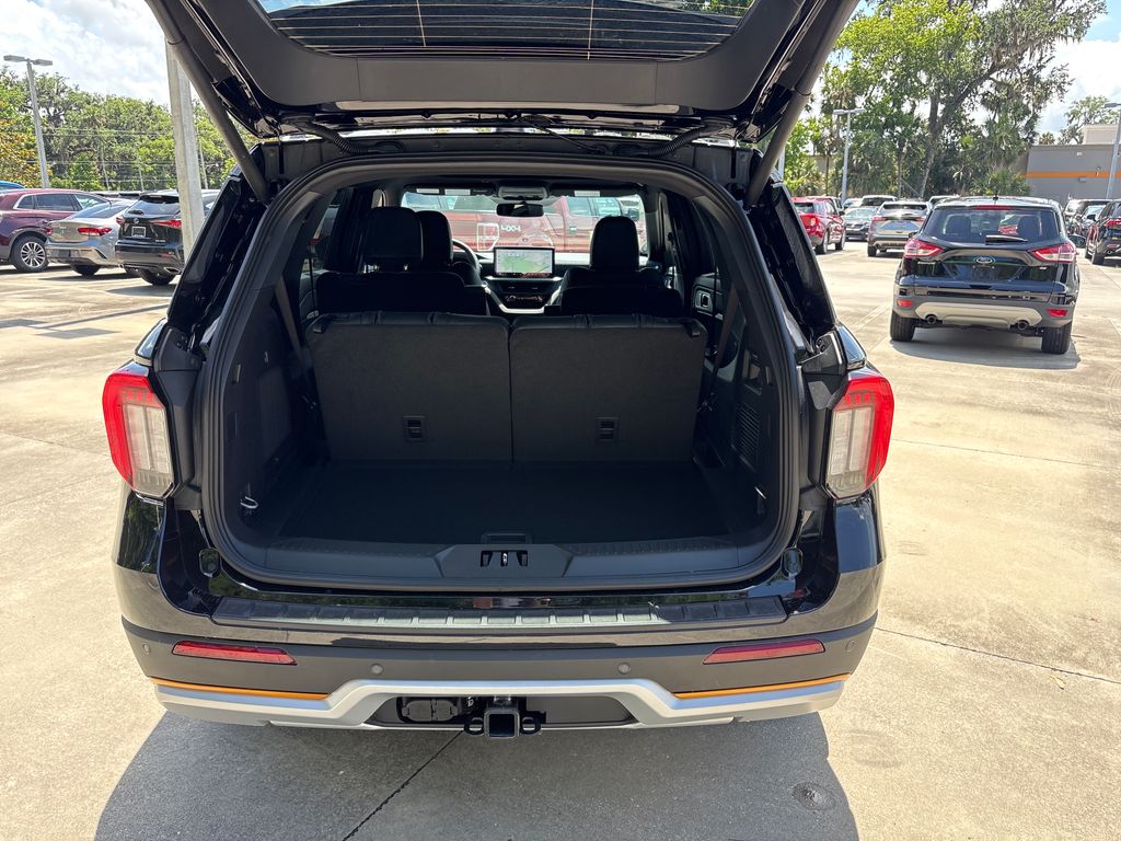 New 2026 Black Ford Tremor image 31