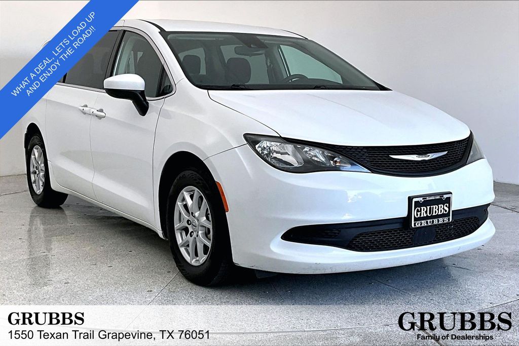 Bright White Clearcoat 2023 Chrysler Voyager Minivan Front-Wheel Drive 9-Speed Automatic