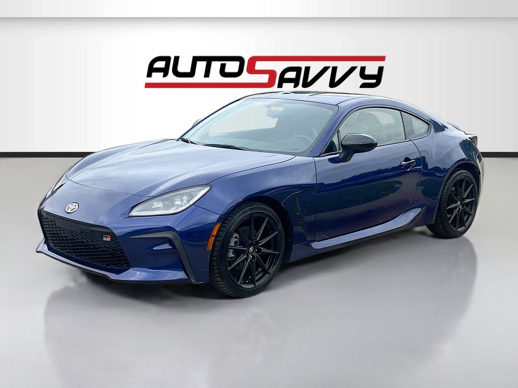 Used 2024 Blue Toyota Premium image 3