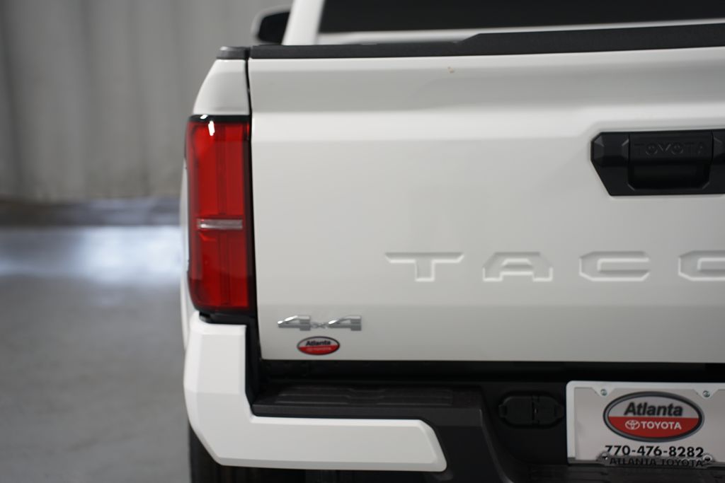 Thumbnail: 2025 Toyota Tacoma - 10