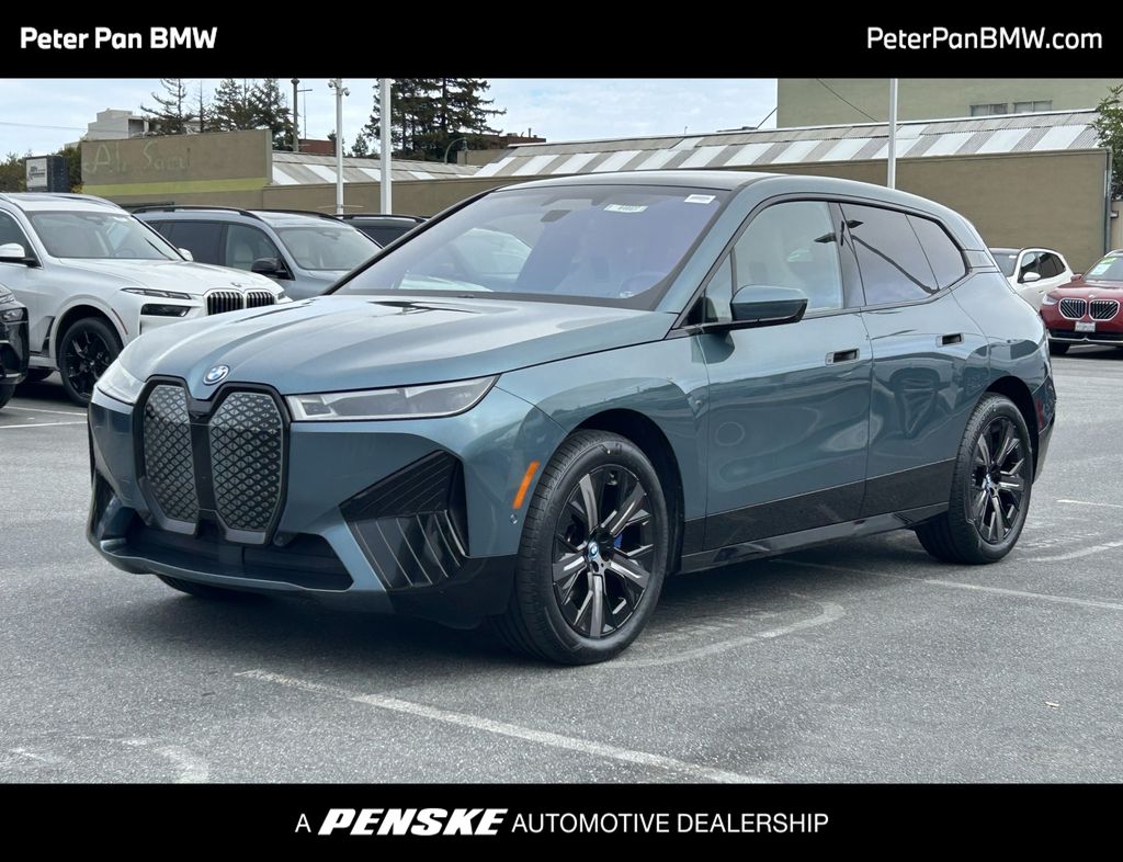 Thumbnail: 2024 BMW iX - 1