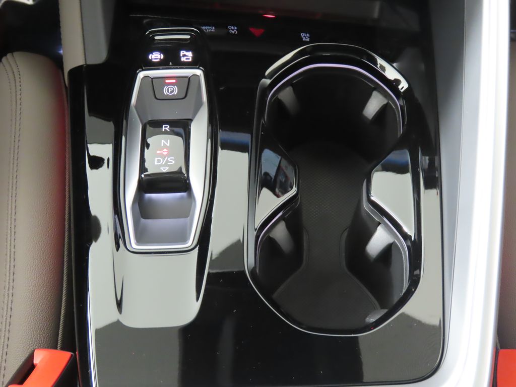 Thumbnail: 2025 Audi Q5 - 20