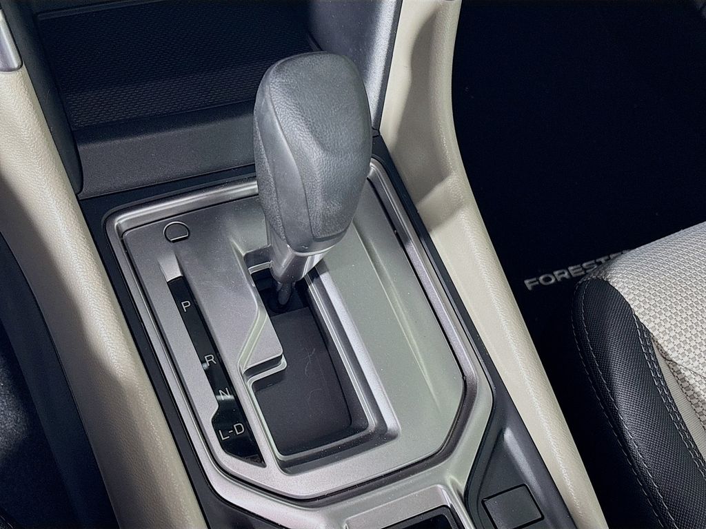 2023 Subaru Forester Base