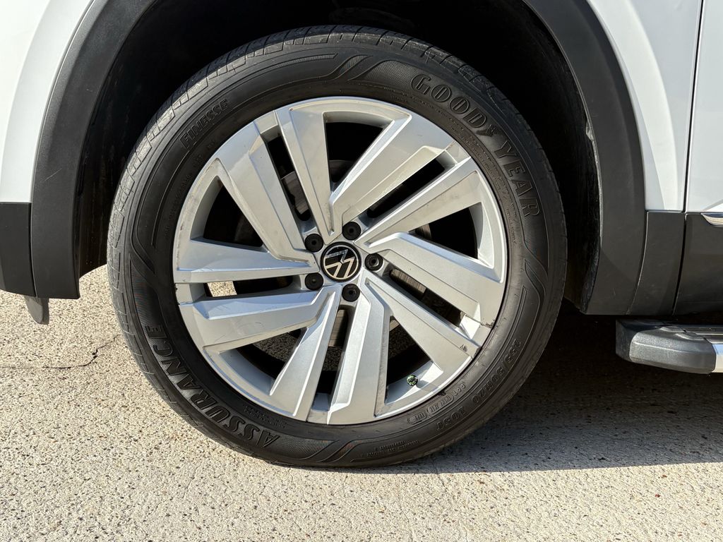 2021 Volkswagen Atlas SEL White at DeMontrond Mazda