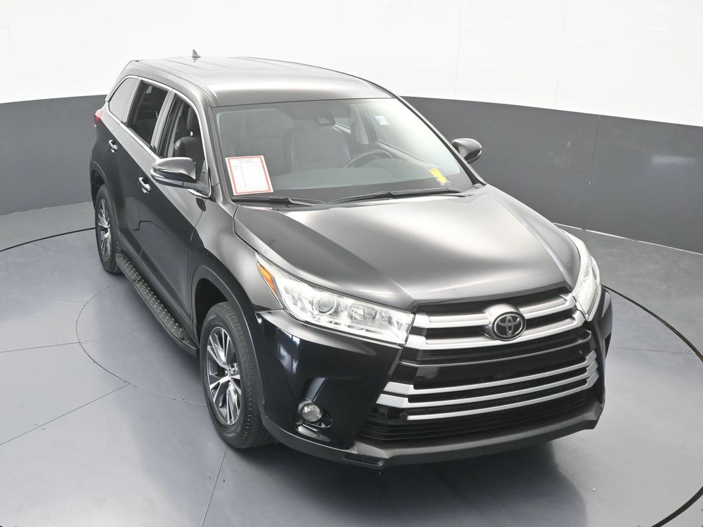 Used 2019 Midnight Black Metallic Toyota LE Plus image 57