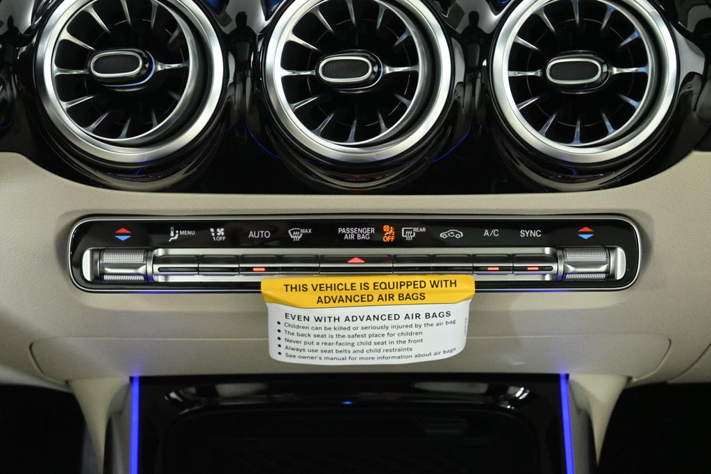 Thumbnail: 2026 Mercedes-Benz GLA - 18