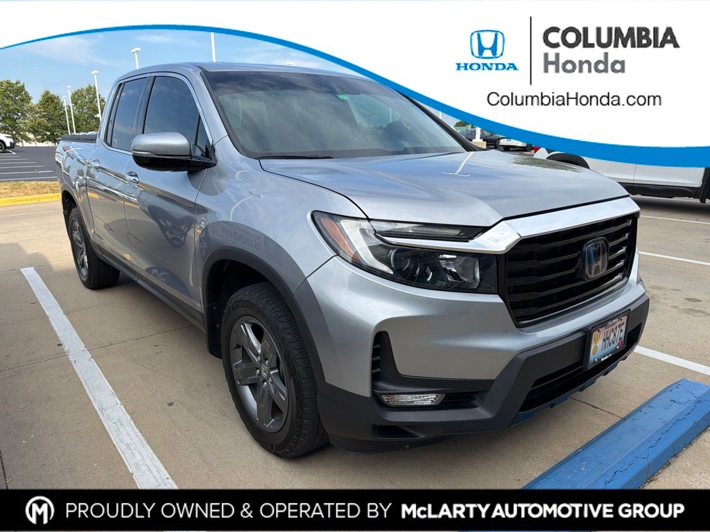Lunar Silver Metallic 2023 Honda Ridgeline Pickup Truck All-Wheel Drive 9-Speed Automatic