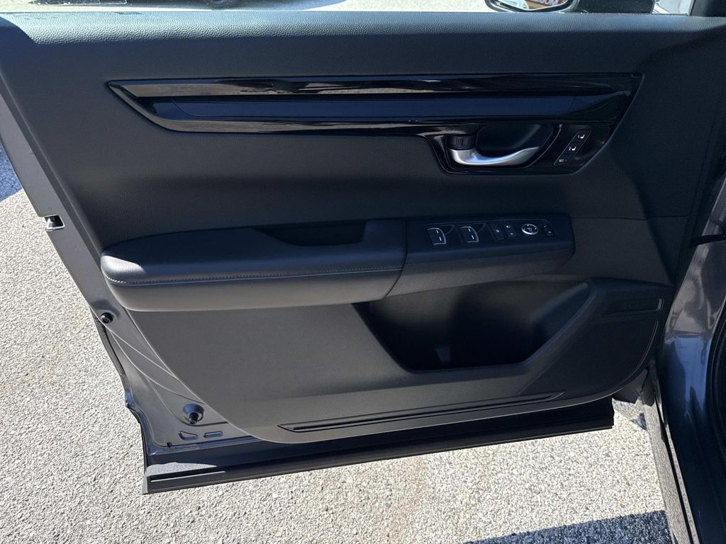 2025 Honda CR-V EX-L - Photo 18
