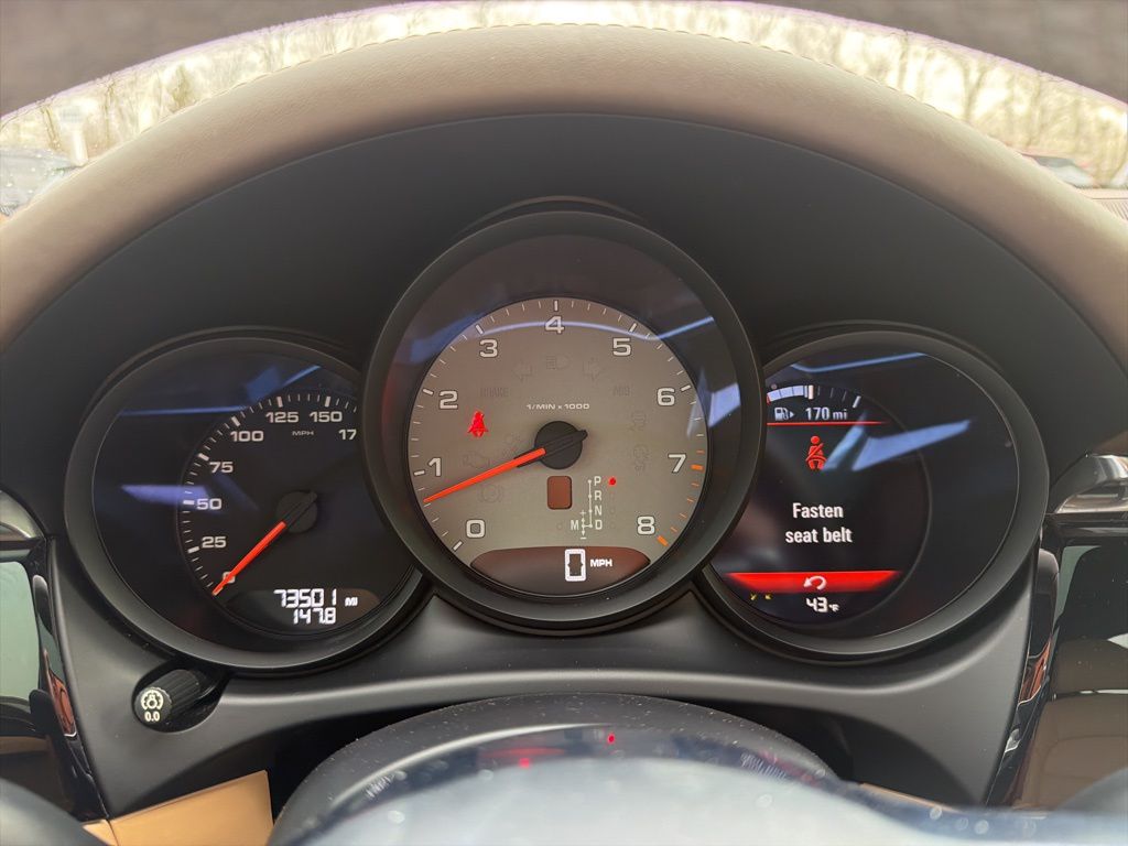 Thumbnail: 2017 Porsche Macan - 29