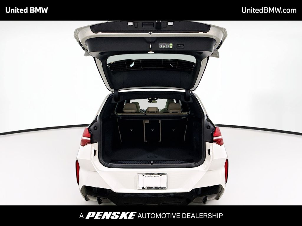 Thumbnail: 2026 BMW X3 - 14