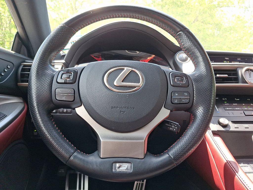 Thumbnail: 2018 Lexus RC - 20