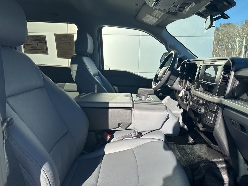 2026 Ford F-450 Chassis XL