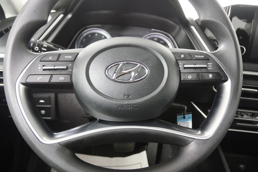 Thumbnail: 2023 Hyundai Sonata - 17