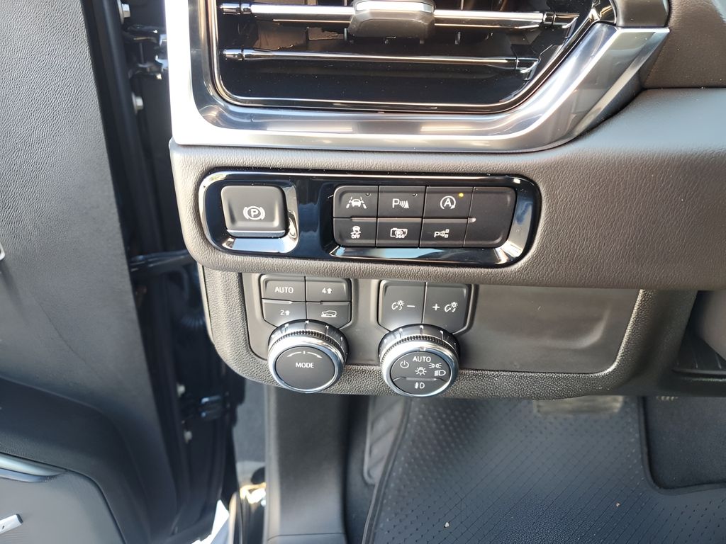 Used Car 2025 Gmc Yukon  Denali For Sale Under $70,000 In Austin, Texas