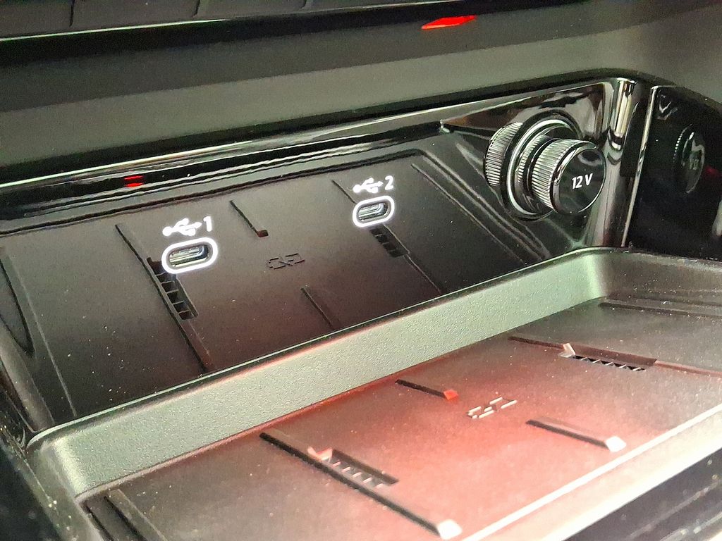 Thumbnail: 2025 Audi Q5 - 12