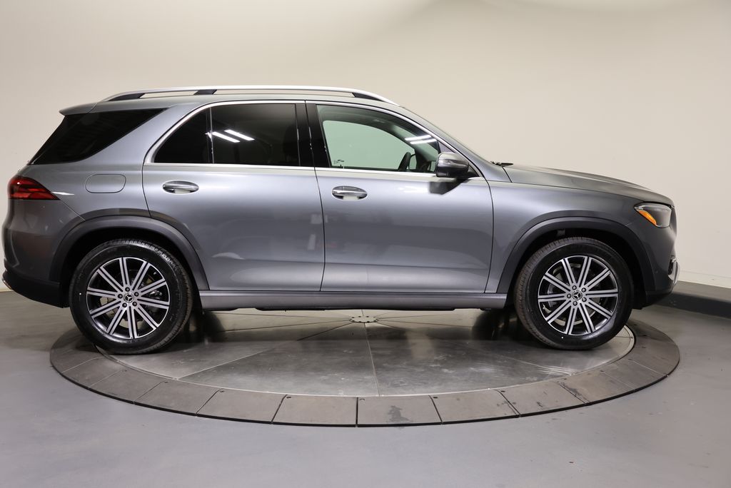 Thumbnail: 2026 Mercedes-Benz GLE - 8