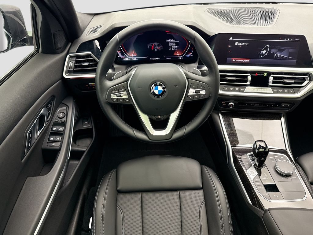 Thumbnail: 2022 BMW 3 Series - 10