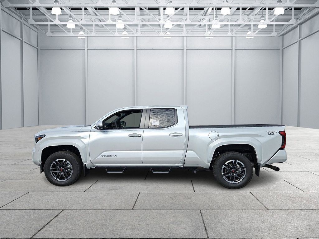 Thumbnail: 2025 Toyota Tacoma - 4