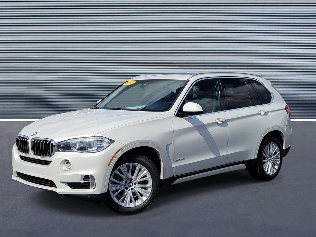 White Metallic 2017 BMW X5 xDrive35i AWD SUV / Crossover All-Wheel Drive 8-Speed Automatic