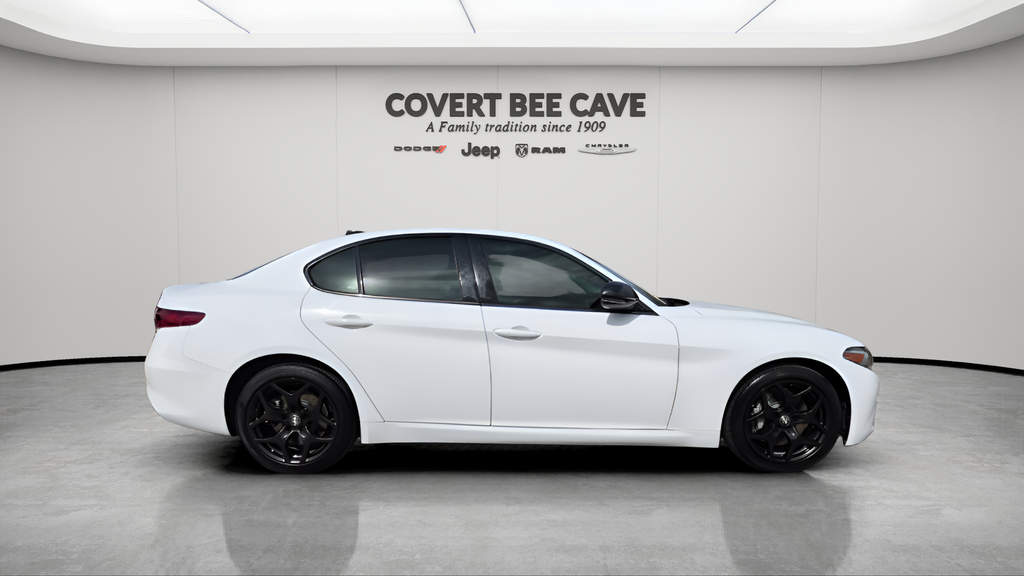 Used Car 2021 Alfa Romeo Giulia  For Sale Under $25,000 In Austin, Texas