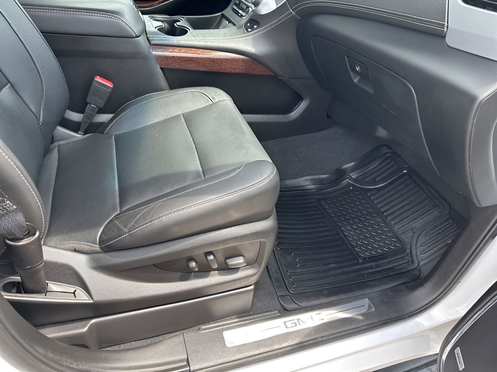 Used Car 2020 Gmc Yukon  Slt For Sale Under $30,000 In Austin, Texas