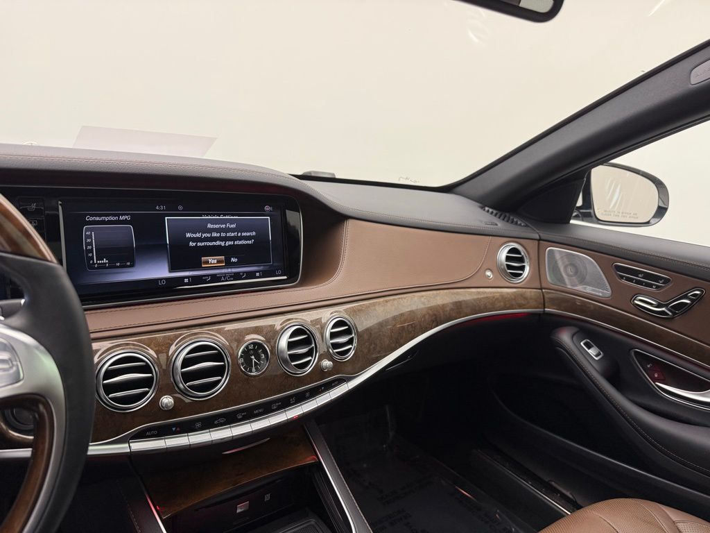 Thumbnail: 2016 Mercedes-Benz S-Class - 15