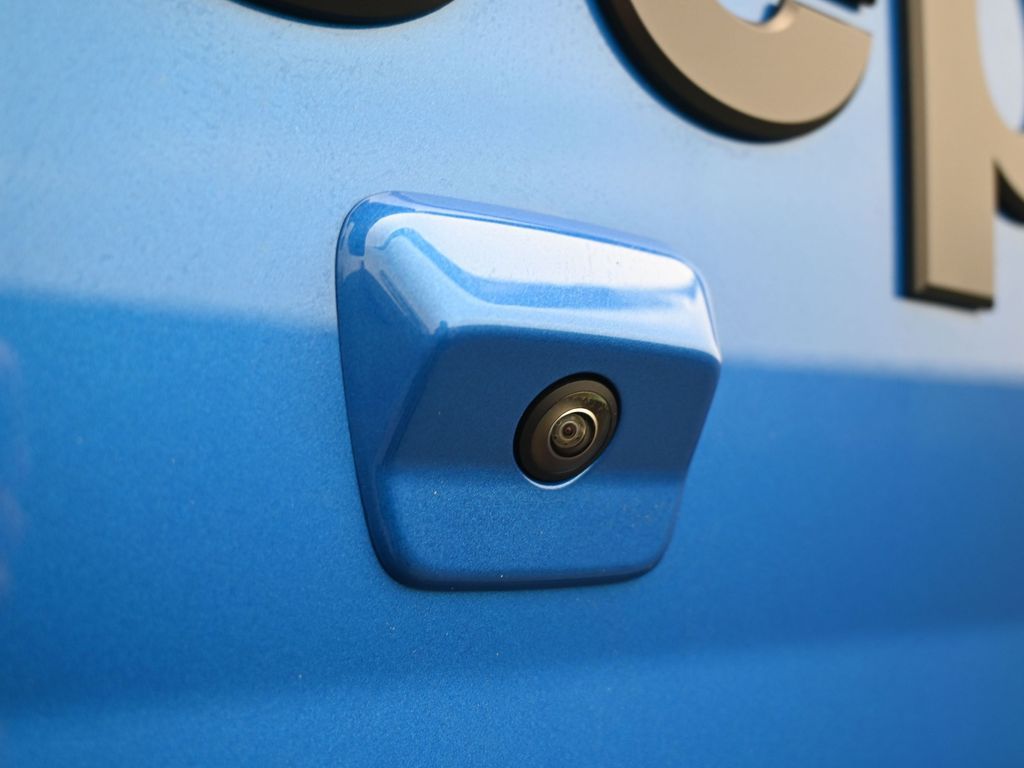 New 2026 Hydro Blue Pearlcoat Jeep Sport image 33