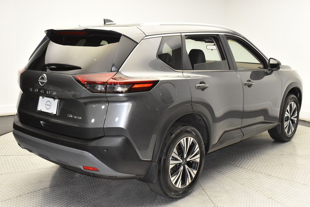 2022 Nissan Rogue SV 5