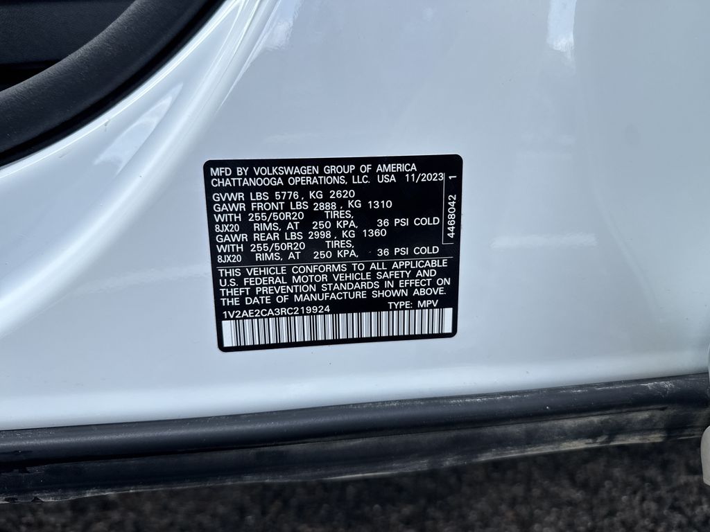 2024 Volkswagen Atlas Cross Sport 2.0T SEL R-Line  at DeMontrond Auto Country