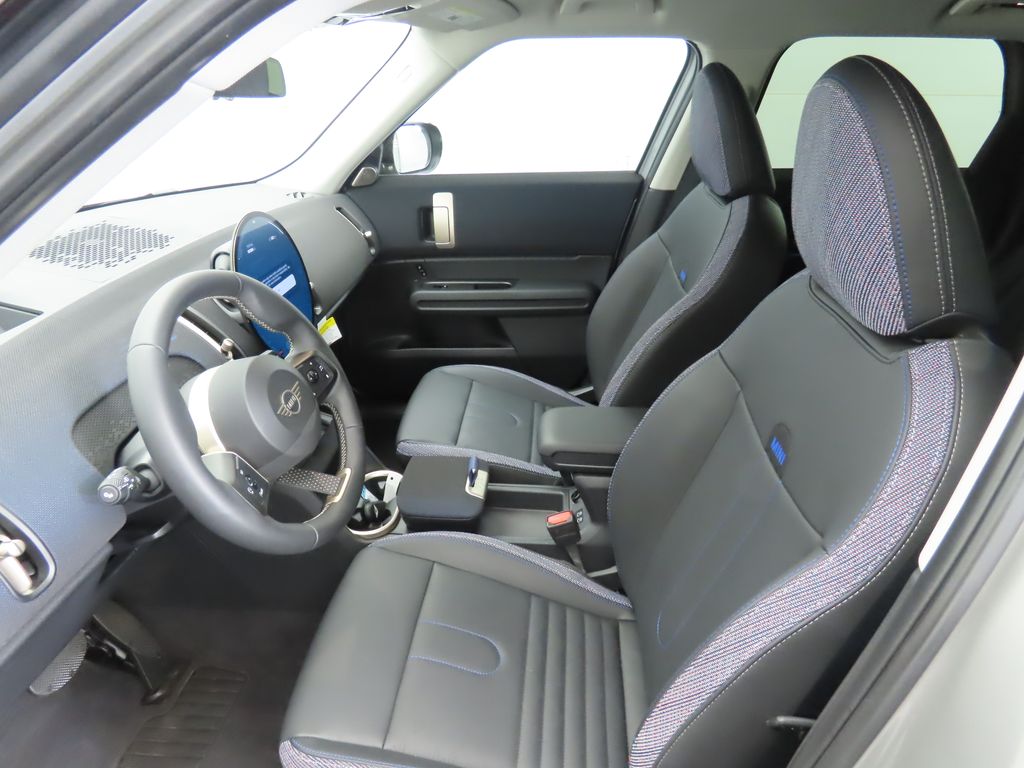 Thumbnail: 2025 MINI Cooper Countryman - 21