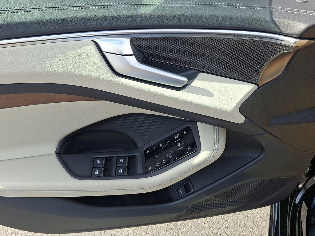 Thumbnail: 2026 Audi A6 - 11