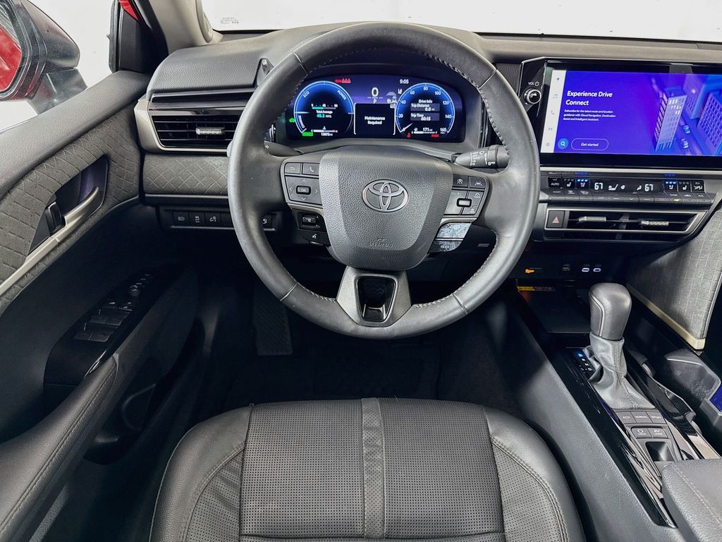 Thumbnail: 2025 Toyota Camry - 24
