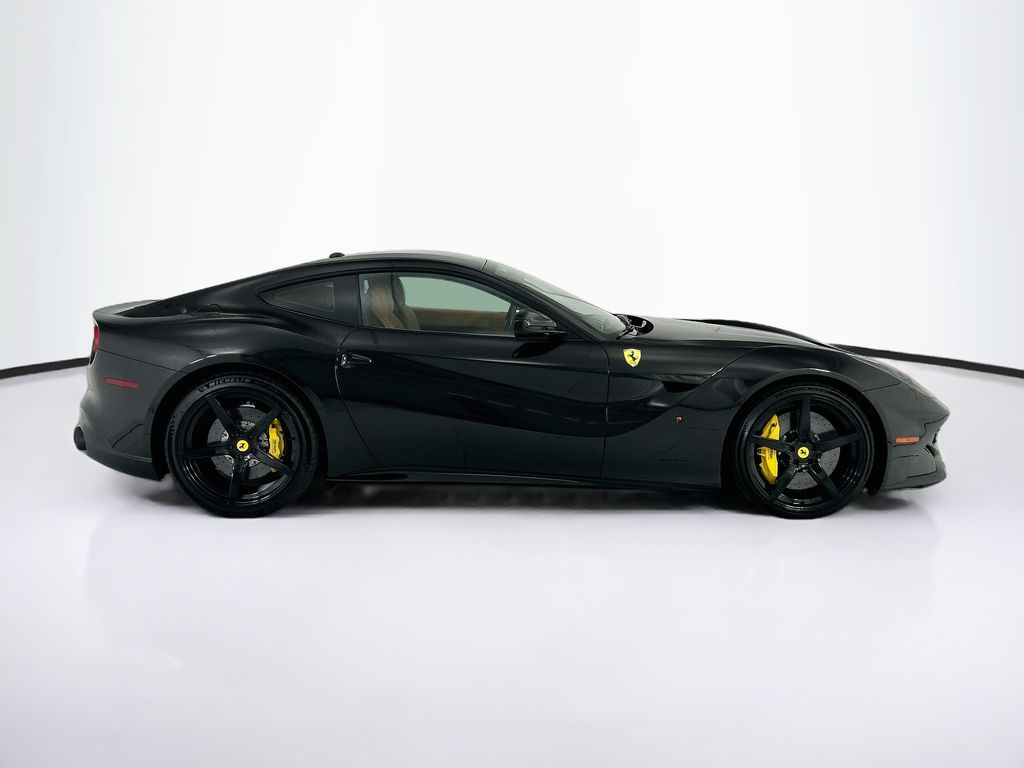 Thumbnail: 2014 Ferrari F12 - 4