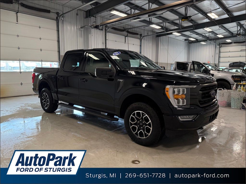 Black Metallic 2023 Ford F-150 XLT SuperCrew 4WD Pickup Truck Four-Wheel Drive Automatic